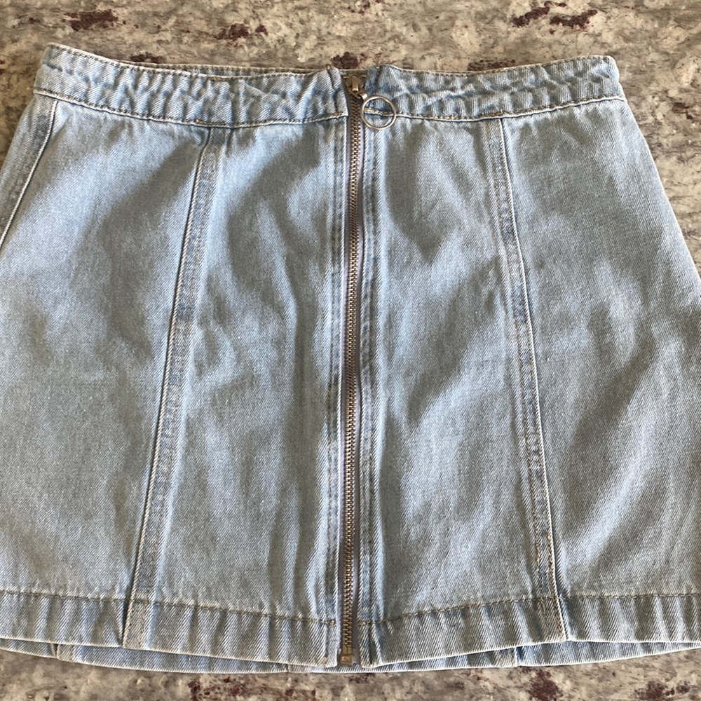 Jean zip skirt from Forever 21 size M